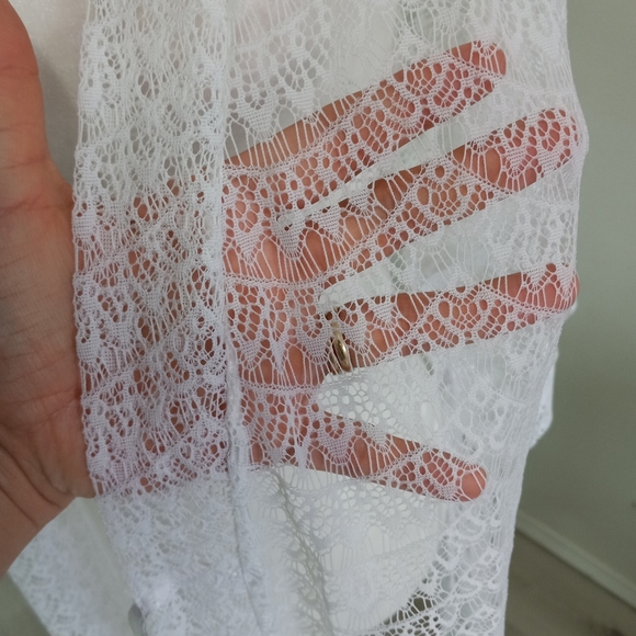 **SOLD**LA SENZA | lace kimono small/medium - Picture 4 of 5